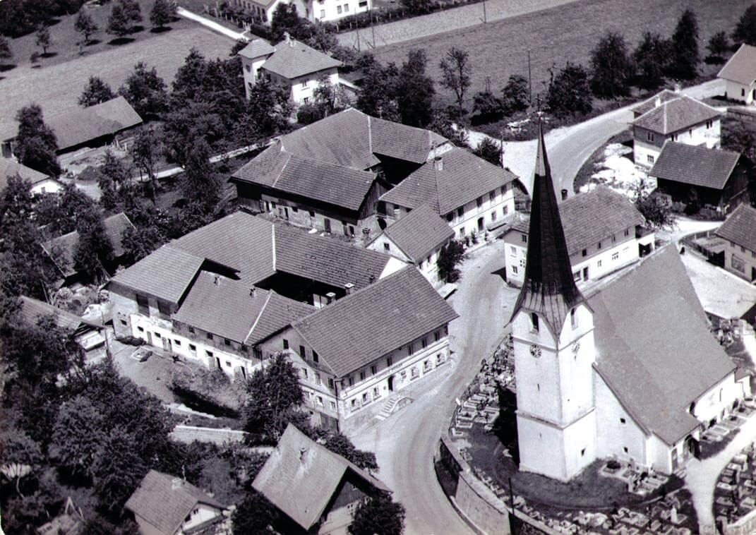 Wirtshaus-Gasthof-Familienurlaub-Reiturlaub-Pichler